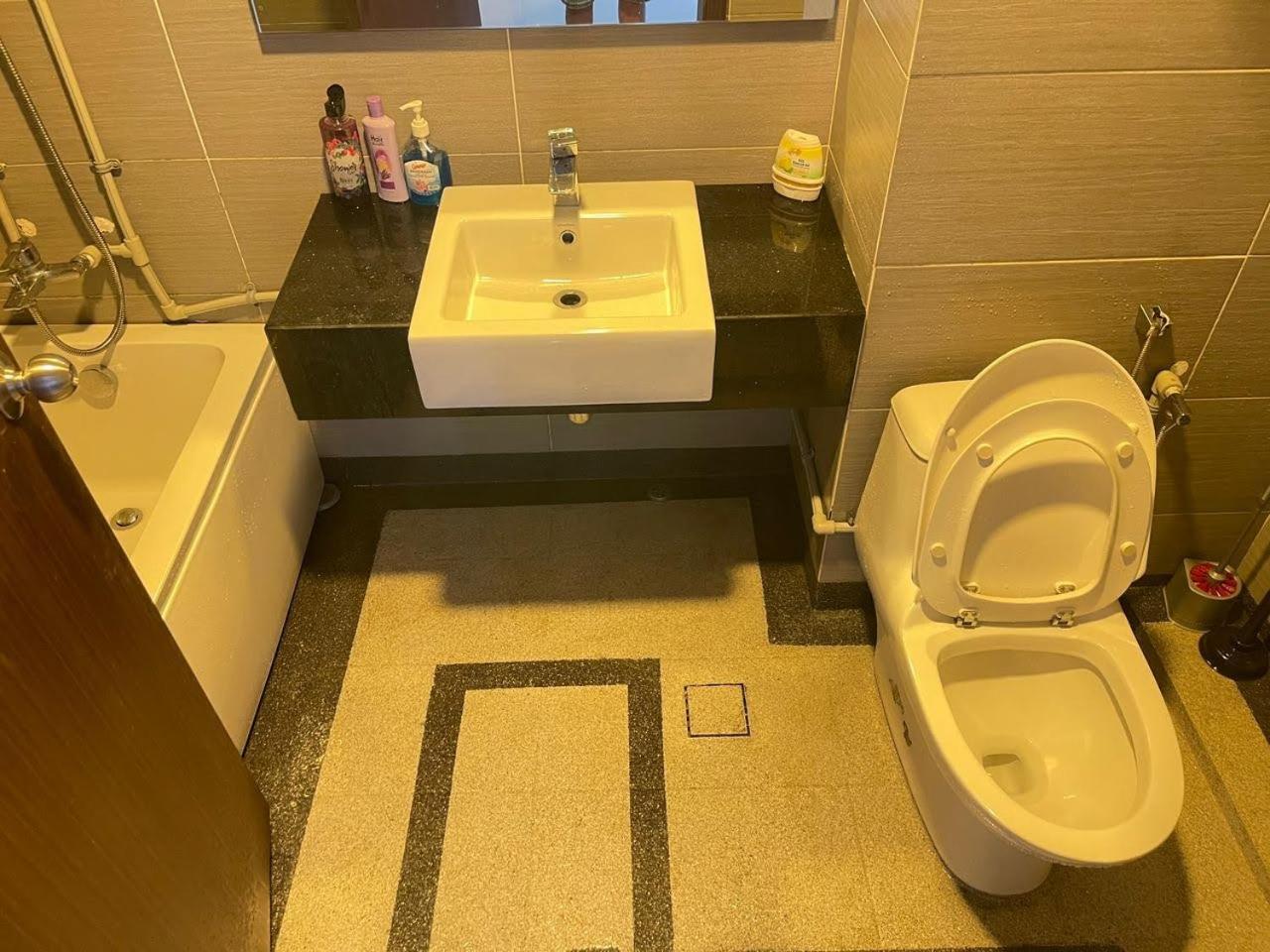 ג'והור בהרו Jb City D'Esplanade Shopping Mall Apartment מראה חיצוני תמונה