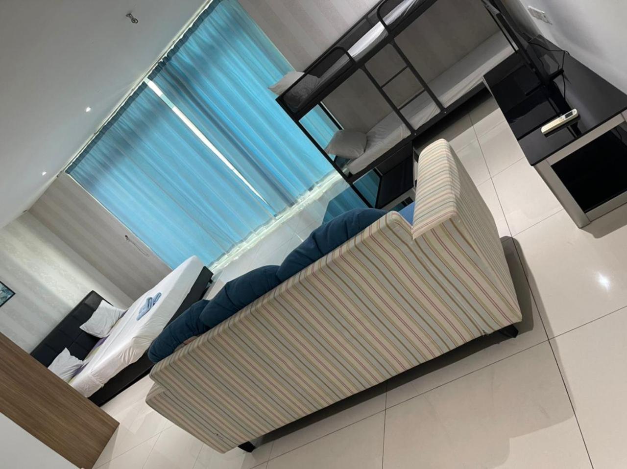 ג'והור בהרו Jb City D'Esplanade Shopping Mall Apartment מראה חיצוני תמונה