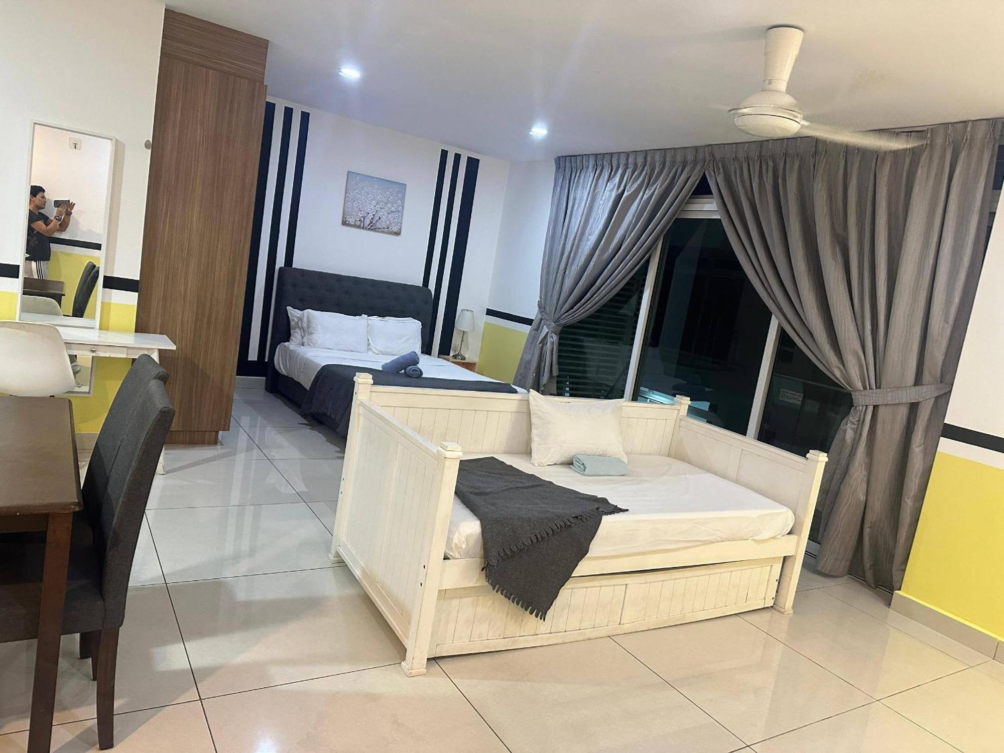 ג'והור בהרו Jb City D'Esplanade Shopping Mall Apartment מראה חיצוני תמונה