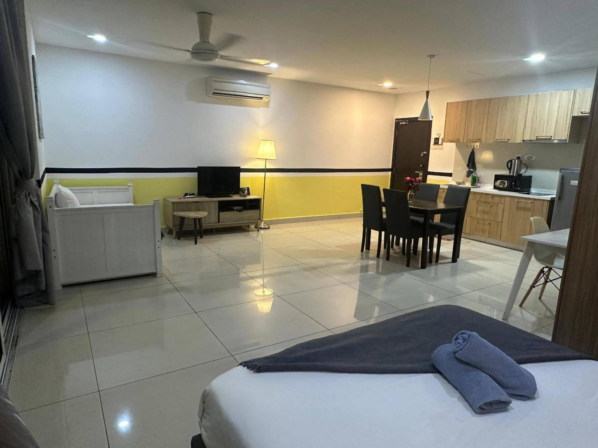 ג'והור בהרו Jb City D'Esplanade Shopping Mall Apartment מראה חיצוני תמונה